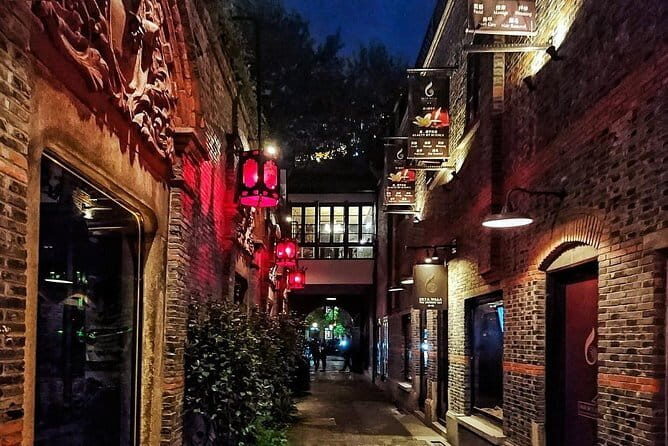 3-Hour Private Customized Shanghai Night Tour - From Hotel Lobby to Night Mode: The 6:30 PM Start