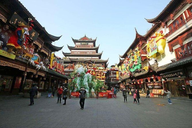 3-Hour Shanghai Yu Garden &Old Town Private Tour with Tea Tasting - Price and logistics: what $80.80 gets you in real value