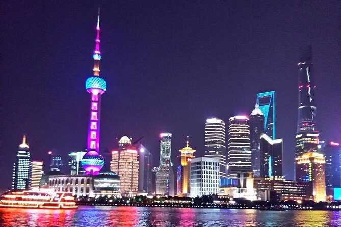 4-Hour Private Shanghai City Tour with Old and New Highlights - The Bund and the Huangpu River: old facades, new skyscrapers