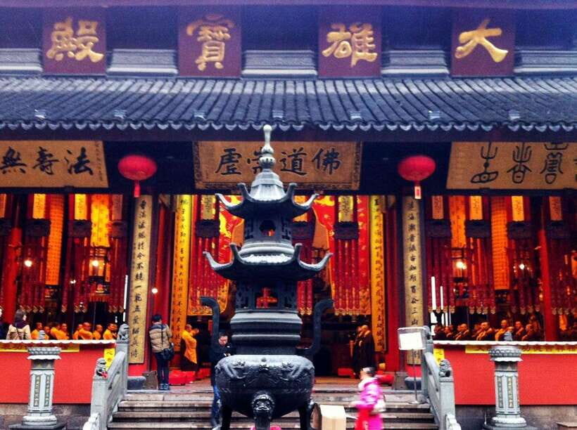 All Inclusive Shanghai City Tour : Old and New Highlights - Lunch That Fits the Day, Not Just Your Stomach