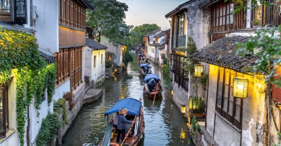 Discover Suzhou & Zhouzhuang: Private Day Trip - The lunch break: local food without the planning headache