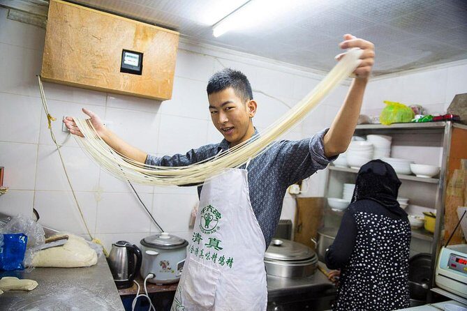 Eat Like a Local: Street Breakfast Tour in Shanghai - Wet Market Views: Fresh, No-Drama, and Surprisingly Educational