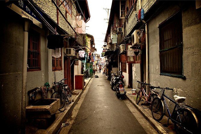Explore Shanghai Ancient Downtown with Authentic Local Food - Stop 2: Through the Former French Concession, plus Tianzifang