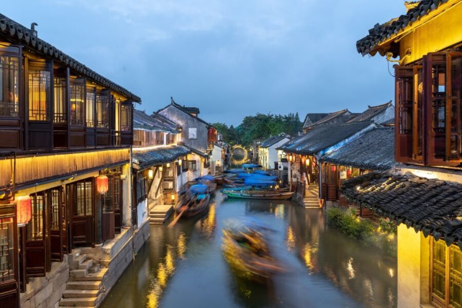 From Shanghai: Private Zhujiajiao Tour with Boat Ride - Getting Picked Up in Shanghai (And Actually Getting There Relaxed)