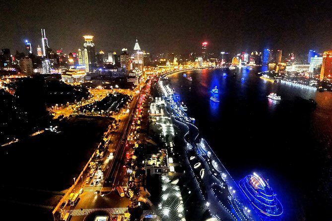 Hot Pot Dining Experience with Hot Spring Bathing or River Cruise in Shanghai - Two ways to begin: Gokurakuyu hot springs or Huangpu at night