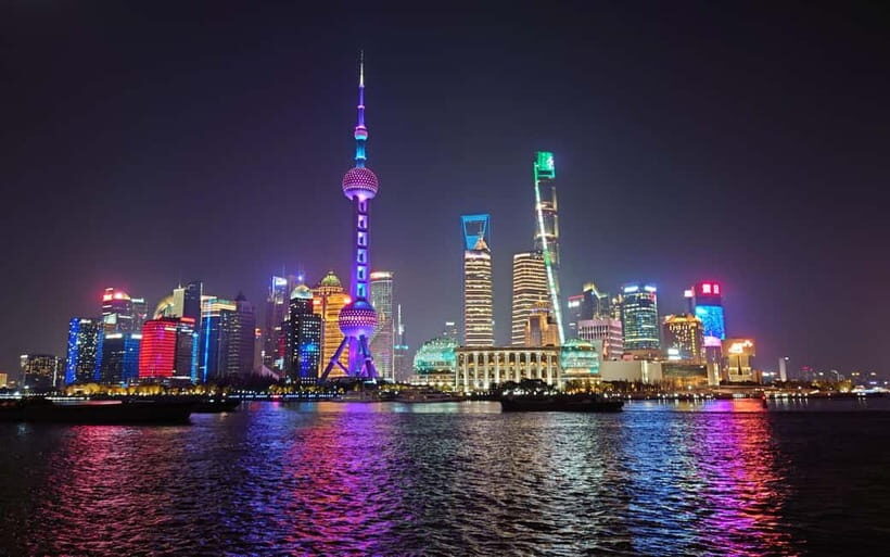 Huangpu Night Cruise: Cozy Vibe & Modern Shanghai Glow - Choose the right boat: Dragon Boat, Crystal Princess, and shorter rides
