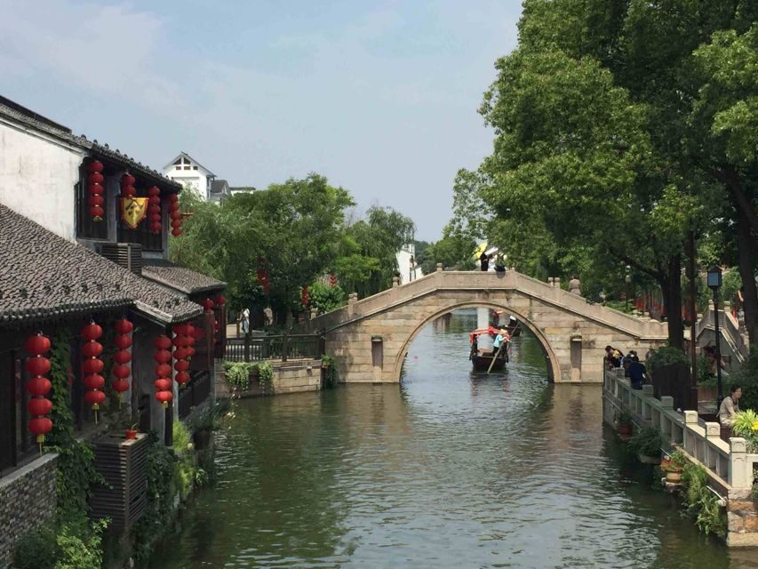 Immerse in Suzhou & Tongli: Private Day Trip - Tongli Water Town: Canal Cruise and Old-Home Streets