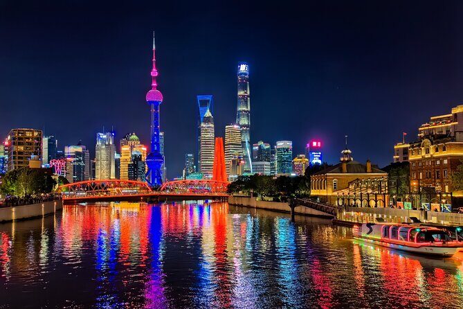 Photo Session on the Famous Shanghai Skyline - The Walk + Photo Guidance: Why It Feels More Like Meeting a Friend