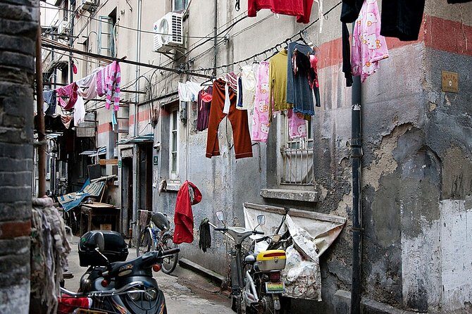 Private 2-Hour Shanghai Lanes and Alleyways Walking Tour - The 2-Hour Private Format: What You Can Expect