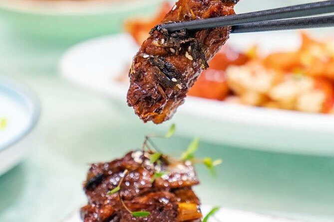Private Night Tour-VIP River Cruise and Shanghai Tower Option - The dinner option: Local meal, but not on the boat