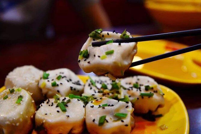 Private Shanghai Evening Street Food Walking and Cruise Tour - Walk toward the Bund: Old Town Bazaar energy in the middle of the night