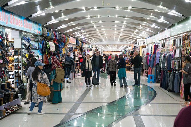Private Shanghai Ultimate Flexible Shopping Tour: 4 or 8-hour Options - Stop 1: A.P. Plaza Yinyang Market for copy-branded street shopping
