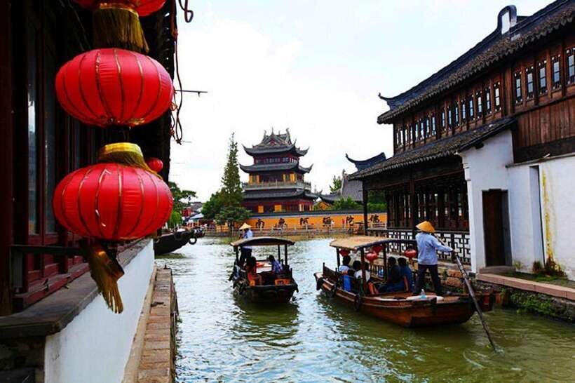Private Tour:Zhujiajiao Water Town by German-Speaking Guide - Kezhi Ancient Garden for a Qing-Era Breather