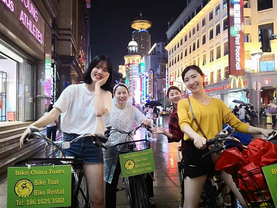 Shanghai: 4-Hour Nightlife Adventure & Tasting Bike Tour - Key things to know before you go