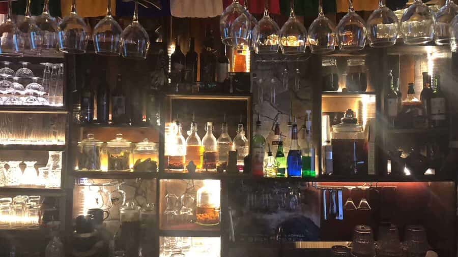 Shanghai: 4-Hour Nightlife Adventure & Tasting Bike Tour - The Bund jazz bar stop: cool atmosphere, timing reality