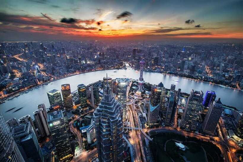 Shanghai Airport Layover Tour with Amazing City Highlights - French Concession streets and Shanghai Tower 360-degree views