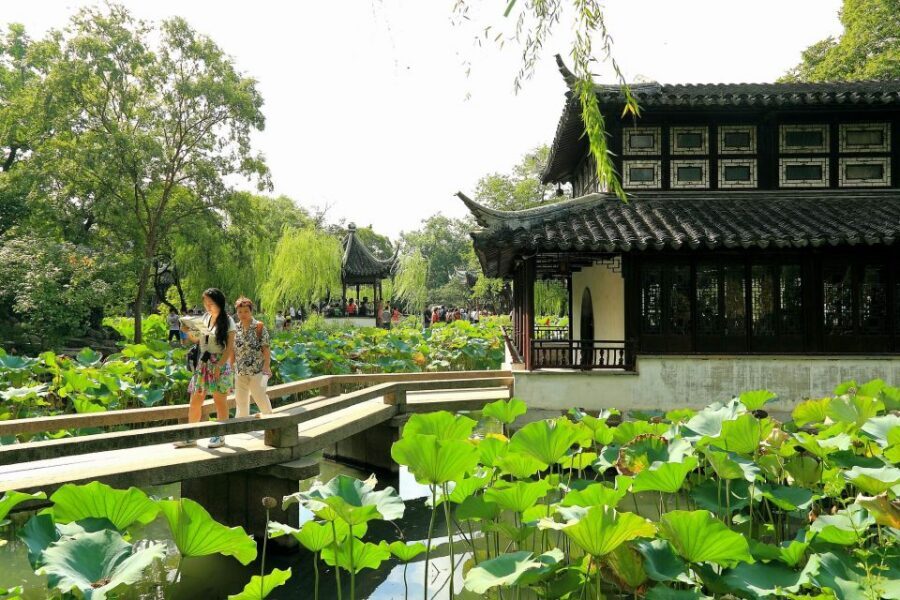 Shanghai: All-Inclusive Suzhou Day Trip by Bullet Train - The Guides: English Support, Patient Pacing, and Photo Help