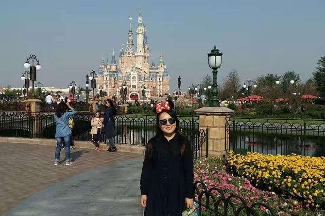 shanghai Disney tour - Private Transportation with a Host Who Keeps You on Track