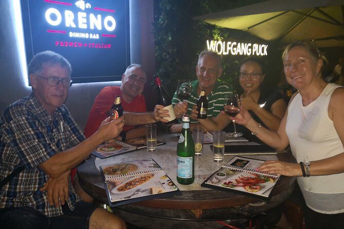 Shanghai Foodie Test & Nightlife Adventure Bike Tour - Vintage Bicycles and the Reality of Cycling at Night