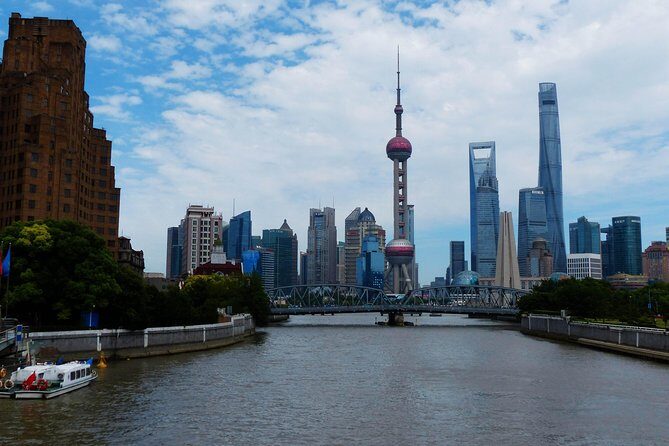 Shanghai Half Day Morning or Afternoon Sightseeing Tour - Afternoon magic: Yuyuan Garden and Old Street in Ming-style surrounds