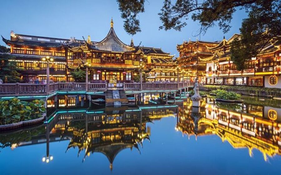 Shanghai: Hop-on Hop-off Bus Ticket and Optional Attractions - Ticket timing: bus departure windows and smart hopping