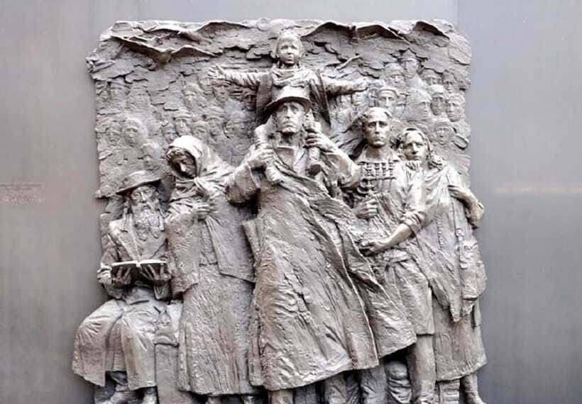 Shanghai: Jewish Ghetto and Shanghai Bund Private Tour - How the 3 Hours Actually Feel: private pacing that matters