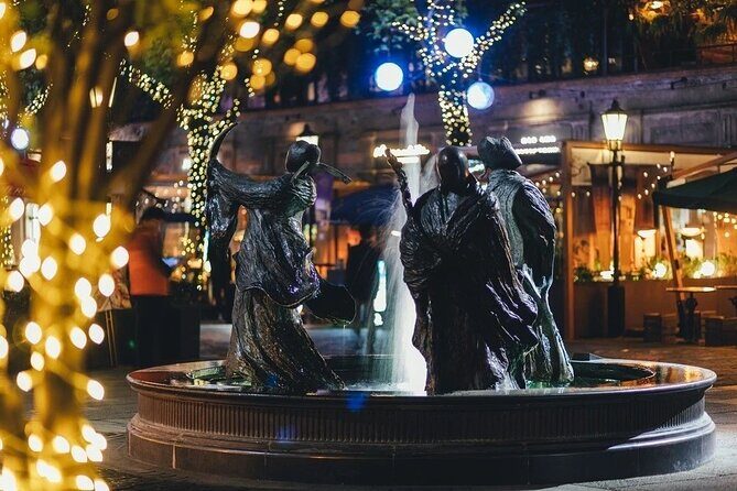 Shanghai Night River Cruise and Light Tour with Yuyuan Bazaar - Guide, Pickup, and Private Transportation: How the Evening Stays Smooth