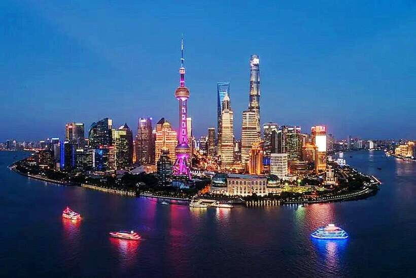 Shanghai Night River Cruise VIP Seat with Authentic Dinner - Key highlights at a glance