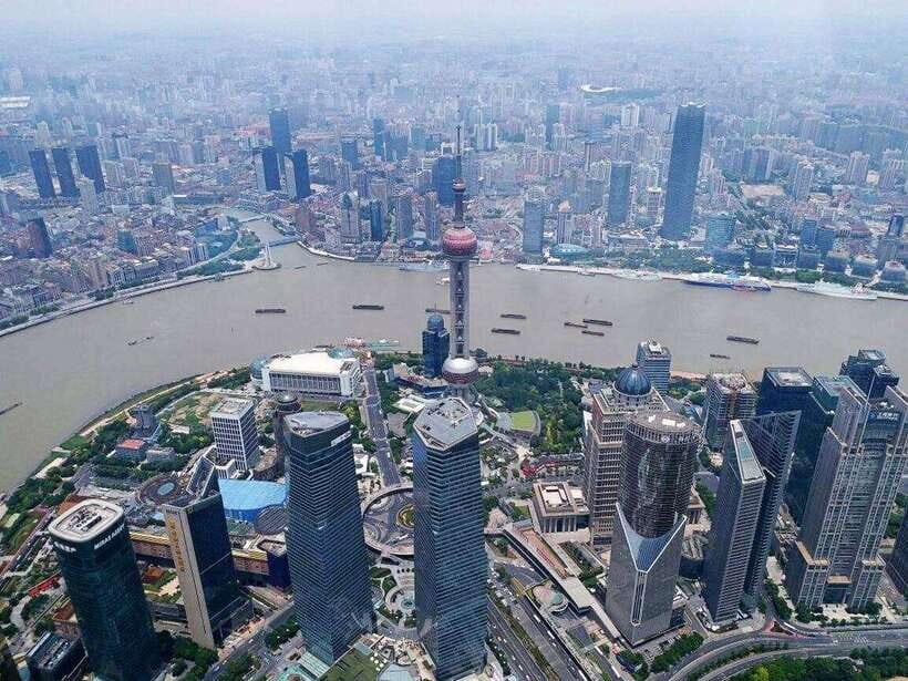Shanghai One Day City Private Tour by German-Speaking Guide - Yu Garden’s 500-year old charm, plus People Square’s everyday Shanghai