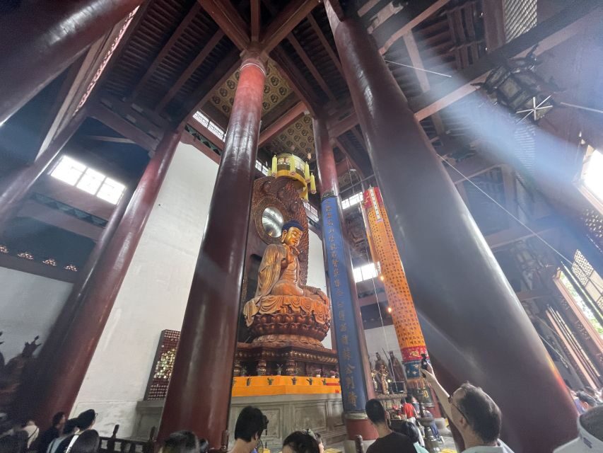 Shanghai: Private Guided Tour to Hangzhou by Bullet Train - Getting started: hotel lobby meet-up and the bullet-train sprint