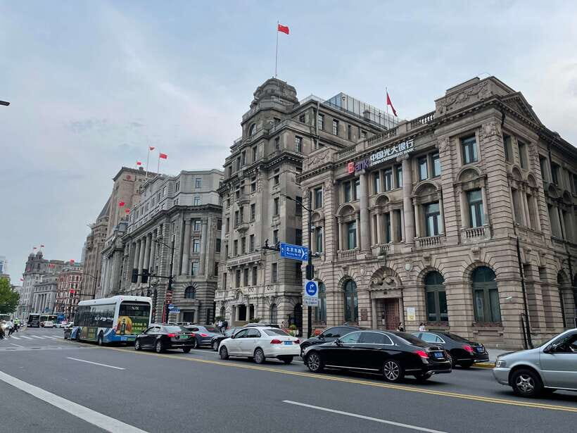 Shanghai: Private Shanghai & Zhujiajiao Tour with Lunch - Key Highlights Worth Getting Excited About