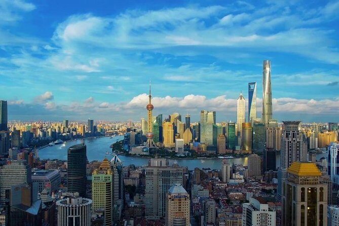 Shanghai Private Tour with River Cruise, Shanghai Tower, and Lunch or Dinner - Hotel pickup and a private car: why the timing feels calmer