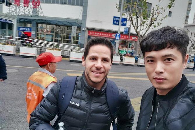 Shanghai Pudong Airport to Shanghai Hotels: Private with Meet & Greet Service - The Ride: A/C Comfort, Wi‑Fi, and Child Seats When Needed