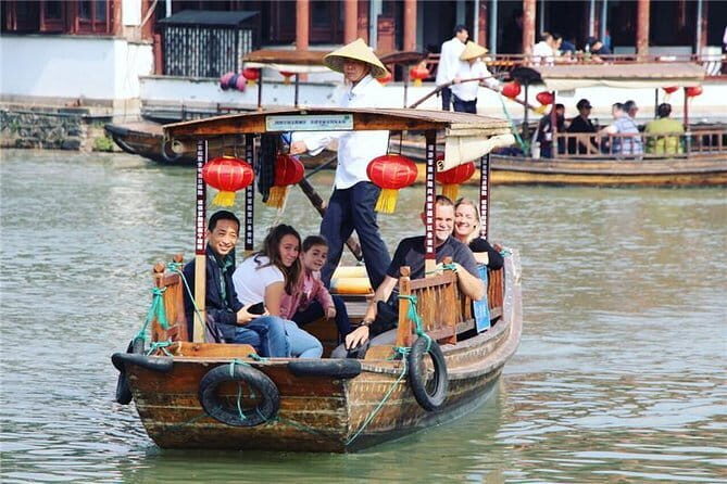 Shanghai: Southern Great Wall Day Trip by Bullet Train - East Lake of Linhai: a calmer pause before the wall