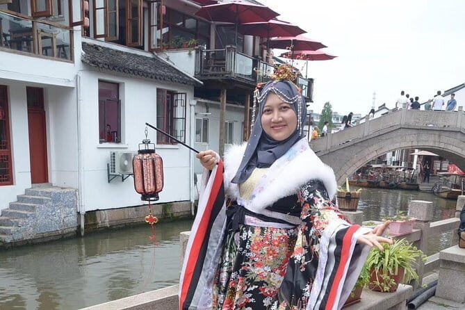 Shanghai: Southern Great Wall Day Trip by Bullet Train - Ziyang Old Street: history-flavored wandering and snack chances