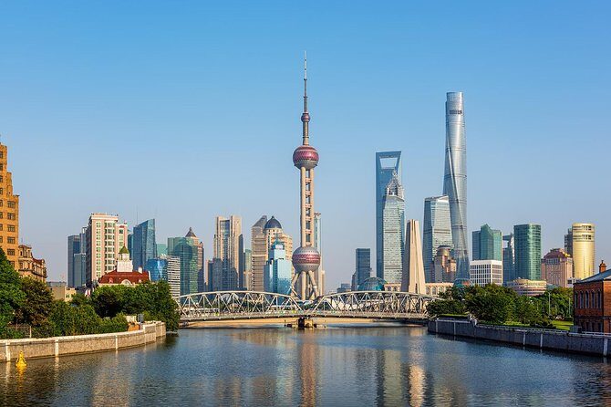 Shanghai Tower Admission Ticket - The “Damper” Show and the Exterior Light Effects