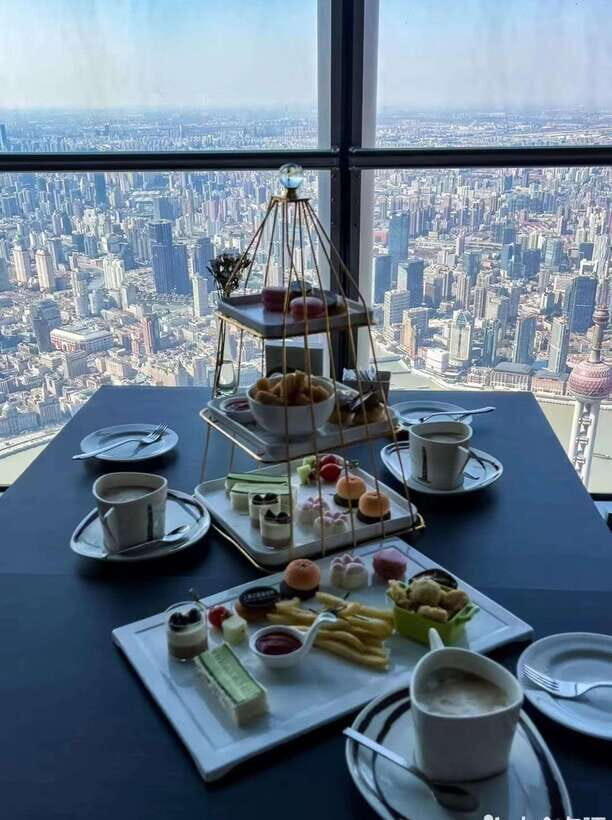 Shanghai Tower: Lunch or Dinner on the 119th Floor - What’s Included in Lunch and Dinner (and What Isn’t)