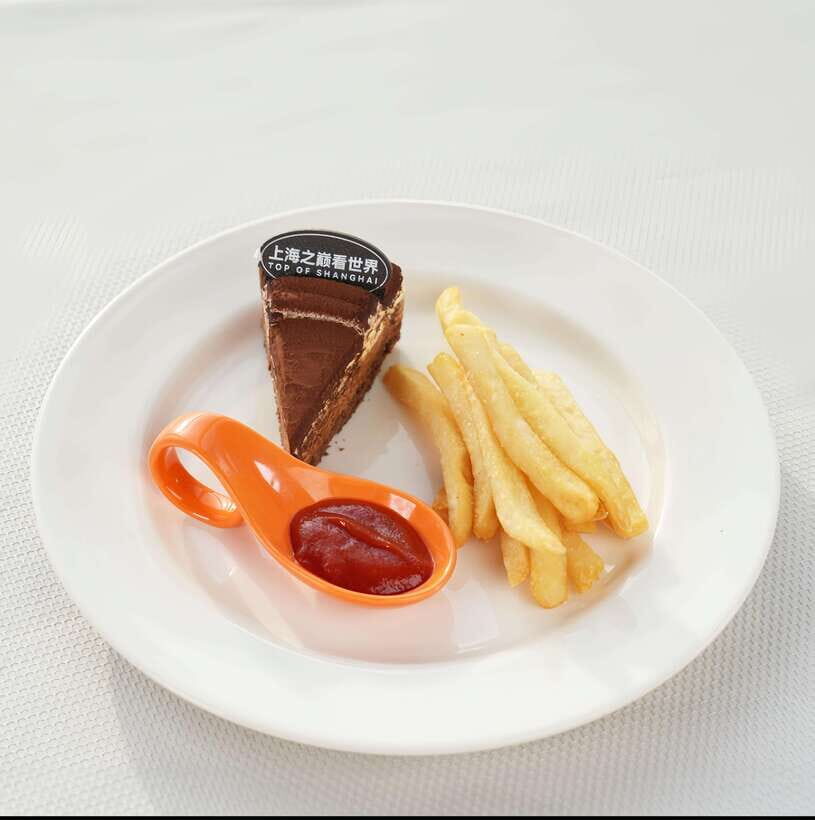 Shanghai Tower: Lunch or Dinner on the 119th Floor - The View: 360 Degrees From Above Pudong