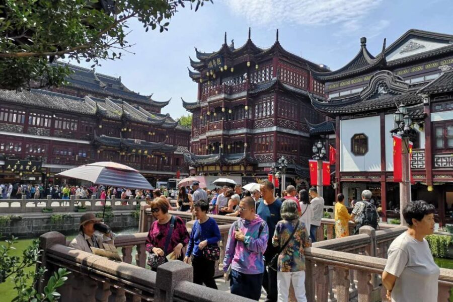 Shanghai: Yu Garden and City God Temple Walking Tour - Price and value: where the $60 really lands for a 3-hour walk