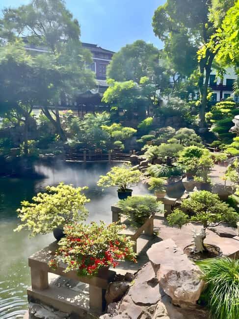 Shanghai: Yu Garden with Entry Tickets(optional) - What you actually see inside Yu Garden: the Jiangnan garden experience