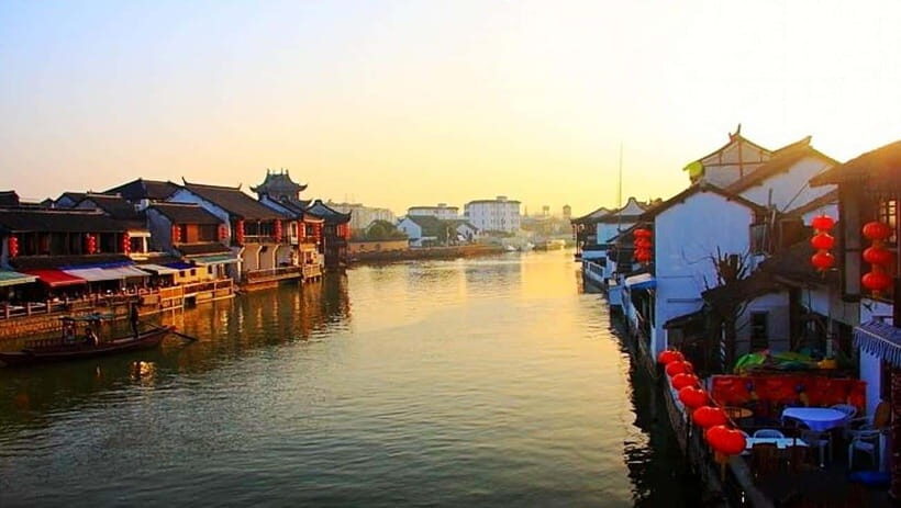 Shanghai: Zhujiajiao Private Tour w/ Boat Ride & Garden - Stone-Paved Water Markets: Crafts, Snacks, and How to Shop Without Guessing