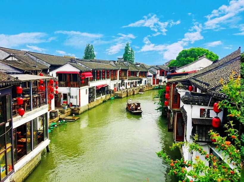 Shanghai: Zoo and Zhujiajiao Water Town Tour with Boat Ride - Should You Book This Tour?