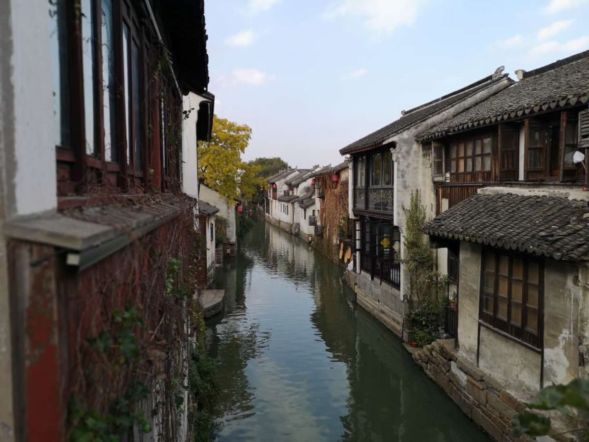 Su Zhou and Zhou Zhuang Water Village Day Tour - Silk Mill Visit: Watching Silk Production While Your Day Is Still Fresh