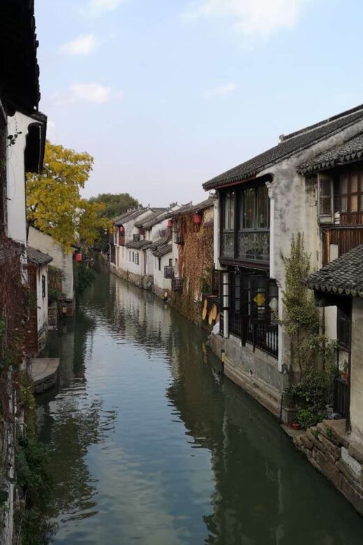 Su Zhou and Zhou Zhuang Water Village Day Tour - Price and Value: Is $240 Per Person a Fair Deal?