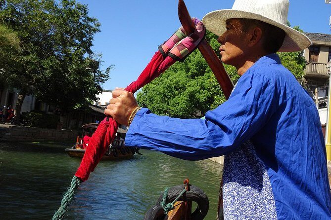 Suzhou Day Tour from Shanghai to Classical Garden, Tongli Water Town - A smooth morning start from Shanghai