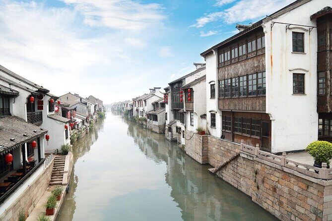 Wuzhen and Xitang Water Town Private Full Day Trip from Shanghai with Lunch and Dinner - Price and Logistics: What $284 Buys You (and What It Doesn’t)