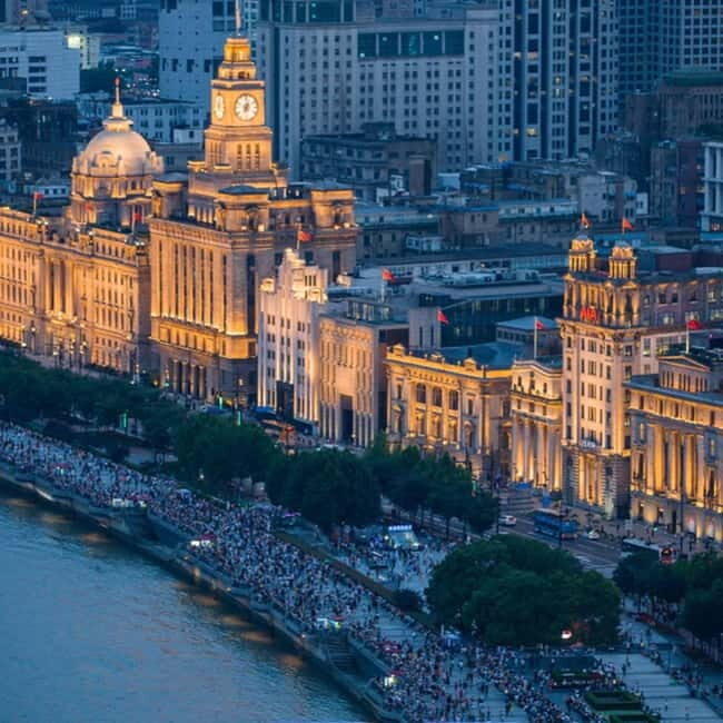Yu Garden, Old Street, Bund & Zhujiajiao Water Town Bus Tour - Should you book this Yu Garden, Old Street, Zhujiajiao, and Bund tour?