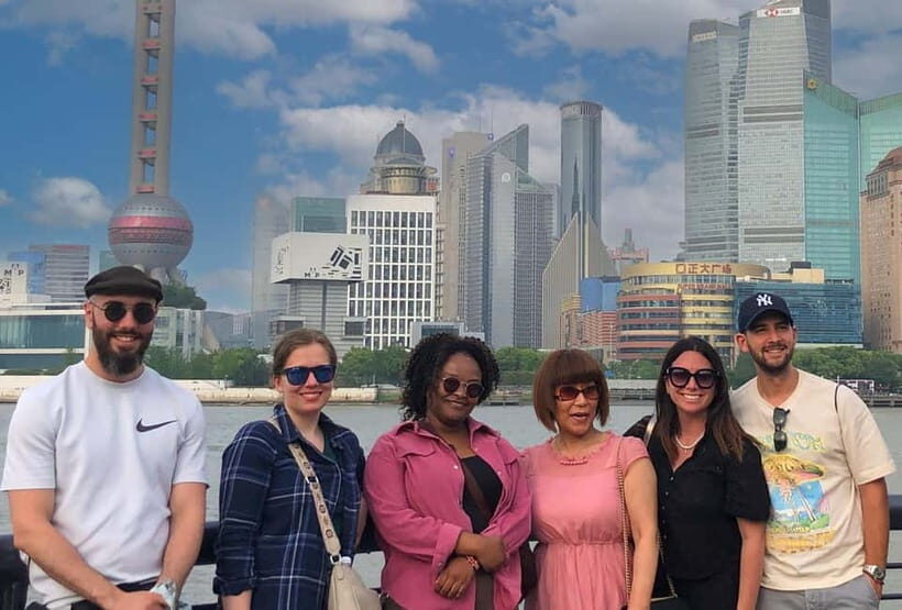 Yu Garden, Old Street, Bund & Zhujiajiao Water Town Bus Tour - The bus ride to Zhujiajiao: how to use that driving time