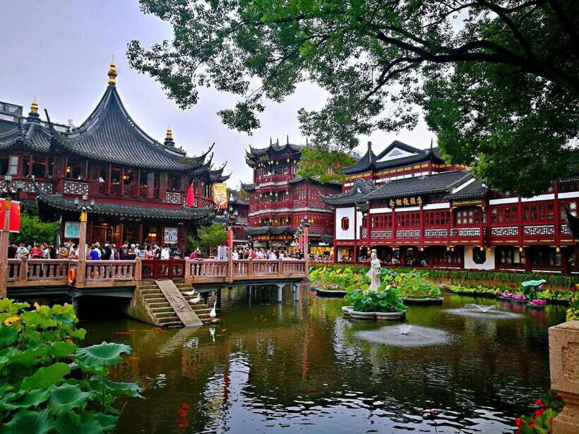 Yu Garden Shanghai Entry Tickets Booking And Trip - Getting to the Gate: Metro Lines 10 and 14 to Yuyuan Station